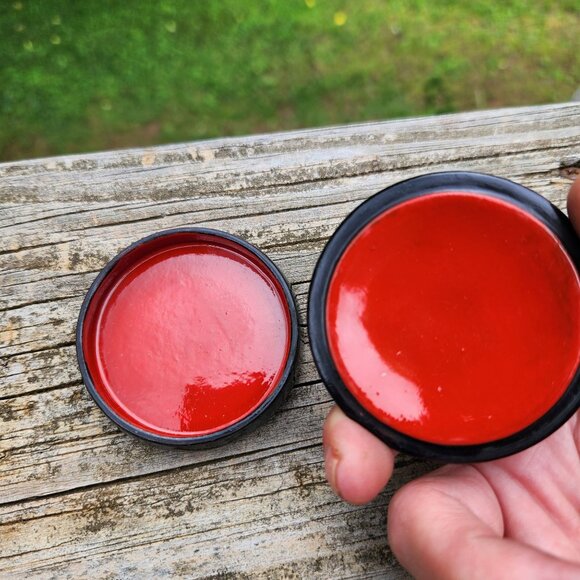 Signed Fedoskino Hand-Painted Russian Lacquer Box With village Lady with jewels - Picture 5 of 11